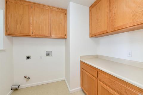 8160 El Rancho Dr, Cotati, CA 94931 photo 11