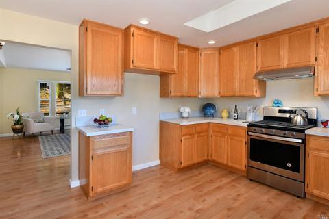 8160 El Rancho Dr, Cotati, CA 94931 photo 10