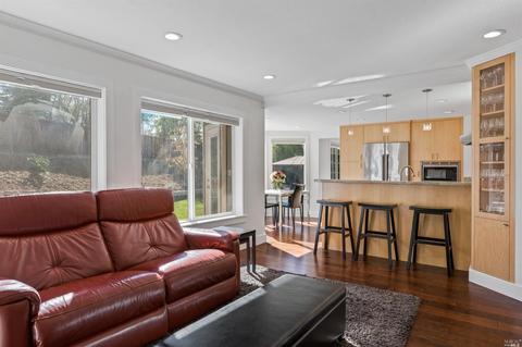 9511 Whitehall Ct, Windsor, CA 95492 photo 8
