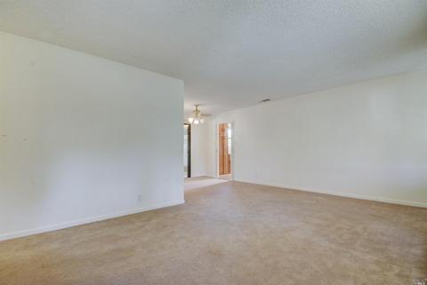 174 Lain Dr, Vallejo, CA 94591 photo 3