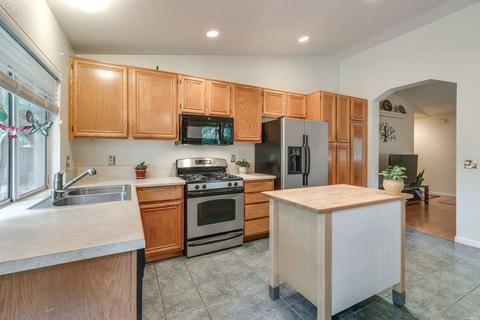 718 Sierra Ct, Windsor, CA 95492 photo 12