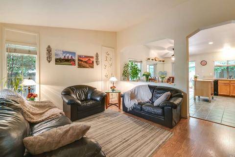 718 Sierra Ct, Windsor, CA 95492 photo 7
