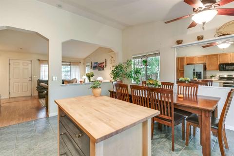 718 Sierra Ct, Windsor, CA 95492 photo 13