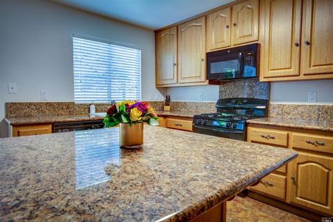1570 Knight Ct, Dixon, CA 95620 photo 11