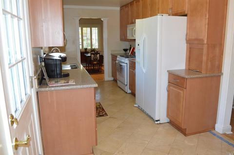 115 Fairfax Ct, Vallejo, CA 94591 photo 4