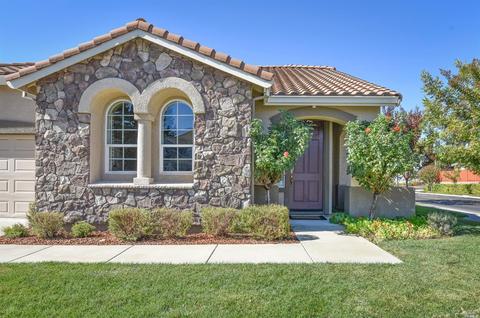 103 Ullman Ct, Napa, CA 94559 photo 2