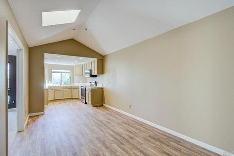 10 Knoll Dr, Fairfield, CA 94534 photo 14