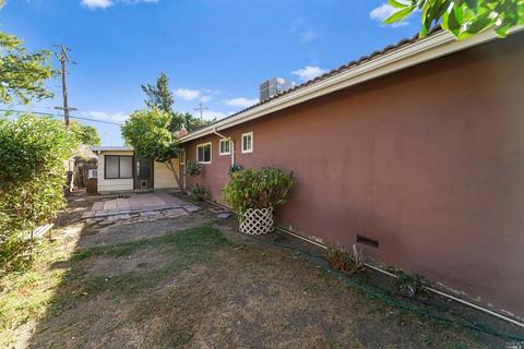 397 Peach Tree Ave, Vacaville, CA 95688 photo 34