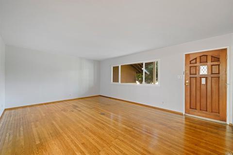 397 Peach Tree Ave, Vacaville, CA 95688 photo 5