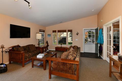 1028 Ginkgo Pl, Windsor, CA 95492 photo 4