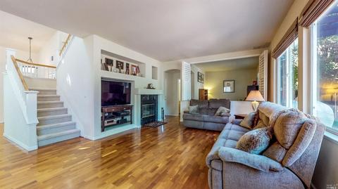1343 Golf Course Dr, Windsor, CA 95492 photo 7