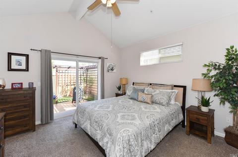 160 Moss Ln, Napa, CA 94558 photo 17