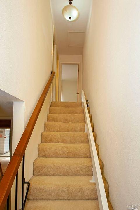 978 Juniper Ct, Crockett, CA 94525 photo 8