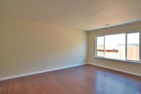132 E Valley Oak Ln, Vallejo, CA 94591 photo 7