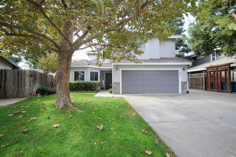 1815 Dailey Dr, Dixon, CA 95620 photo 1