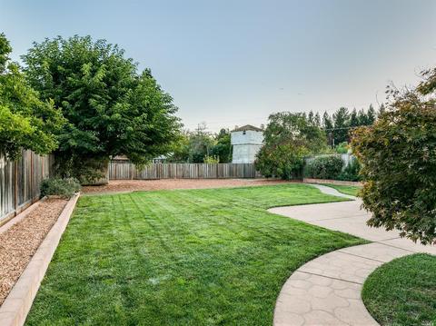 207 Mendelssohn Ct, Cotati, CA 94931 photo 24