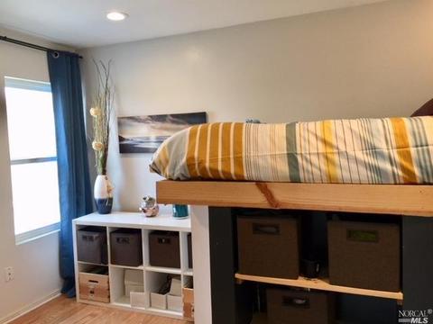 102 Phelan Ave, Vallejo, CA 94590 photo 6