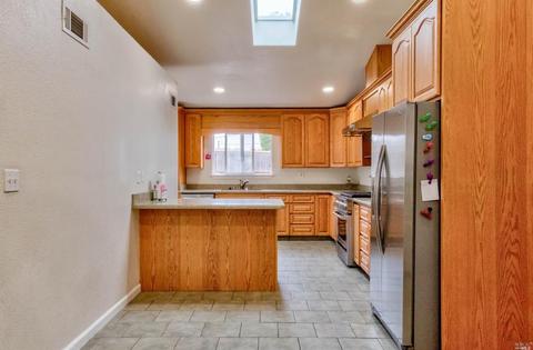 1211 Eastwood St, Vallejo, CA 94591 photo 10