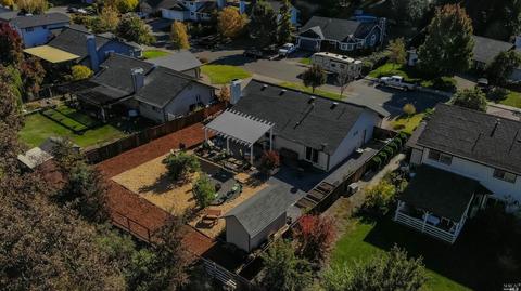 2290 Appolinaris Dr, Ukiah, CA 95482 photo 5