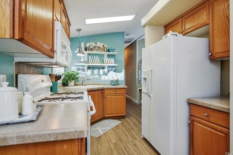 8119 Circle Dr #8119, Windsor, CA 95492 photo 6