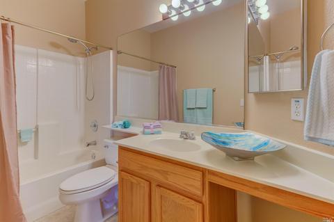 6308 Pebble Beach Dr, Vallejo, CA 94591 photo 27