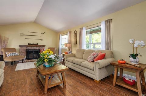 127 Lancaster Way, Vallejo, CA 94591 photo 8