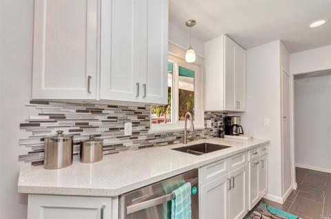 2472 Tennessee St, Vallejo, CA 94591 photo 9