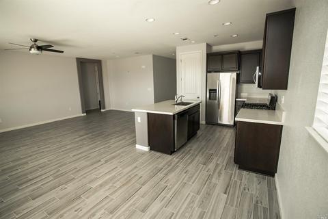 461 Epic St, Vacaville, CA 95688 photo 9