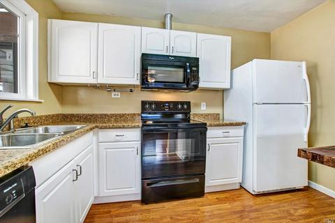 646 Henry St, Vallejo, CA 94591 photo 9