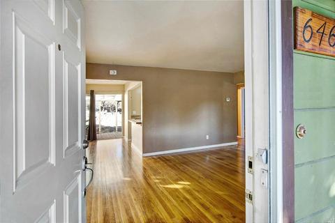646 Henry St, Vallejo, CA 94591 photo 5