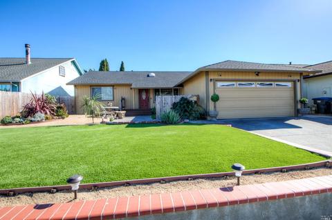 1648 Sarkesian Dr, Petaluma, CA 94954 photo 2