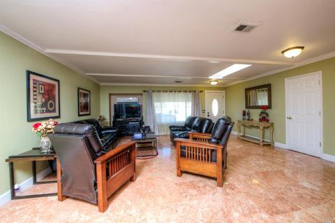 1648 Sarkesian Dr, Petaluma, CA 94954 photo 9