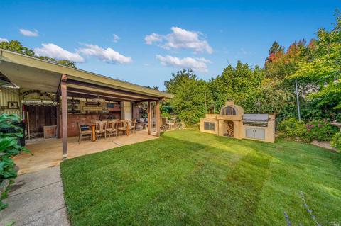 2296 Janette Dr, Napa, CA 94558 photo 1