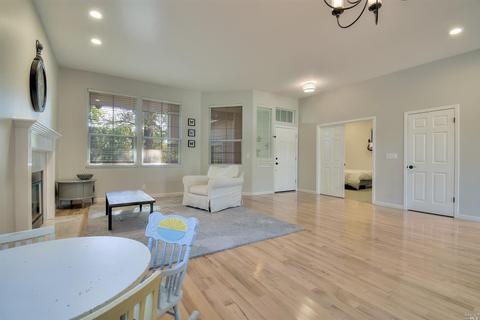 1138 Rachael Ln, Windsor, CA 95492 photo 11