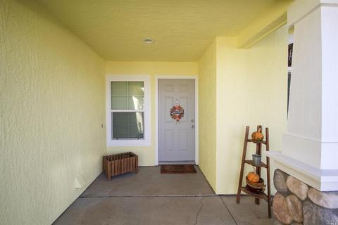 870 Green Dr, Dixon, CA 95620 photo 2