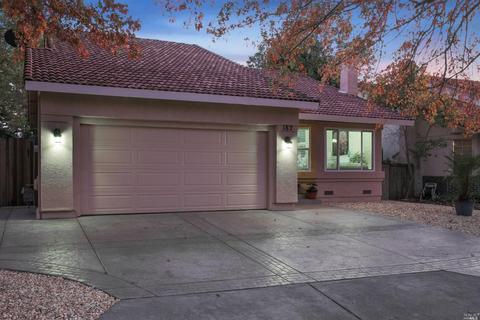 182 Valencia Way, Windsor, CA 95492 photo 2
