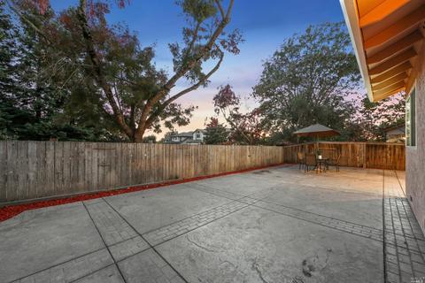 182 Valencia Way, Windsor, CA 95492 photo 26