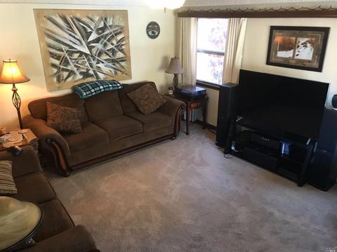 215 Viewmont Ave, Vallejo, CA 94590 photo 2