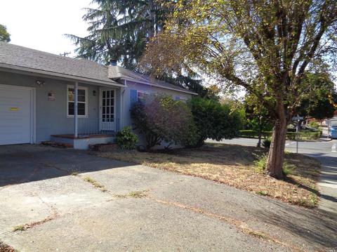 215 Fleming Ave, Vallejo, CA 94590 photo 2