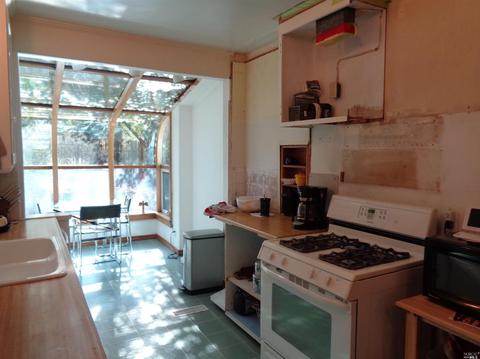 215 Fleming Ave, Vallejo, CA 94590 photo 11