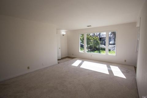 442 Reis Ave, Vallejo, CA 94591 photo 5