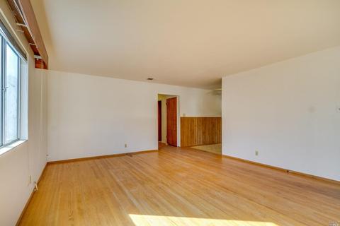 331 San Jose St, Fairfield, CA 94533 photo 5