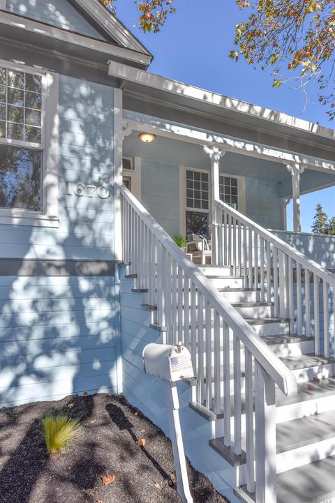 1670 E St, Napa, CA 94559 photo 3