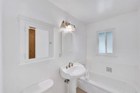 307 E Wyoming St, Fairfield, CA 94533 photo 16