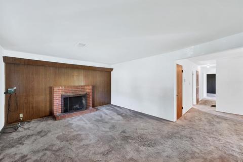 307 E Wyoming St, Fairfield, CA 94533 photo 4