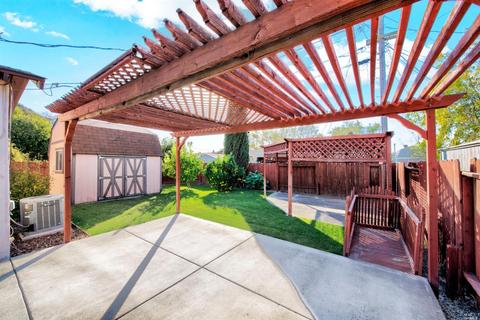 307 E Wyoming St, Fairfield, CA 94533 photo 25