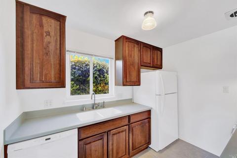 307 E Wyoming St, Fairfield, CA 94533 photo 8