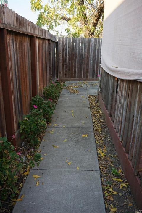 685 Annette Ave, Vallejo, CA 94591 photo 18