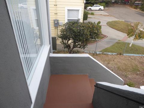 333 Moorland St, Vallejo, CA 94590 photo 5