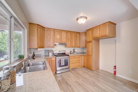 8485 Loretto Ave, Cotati, CA 94931 photo 13
